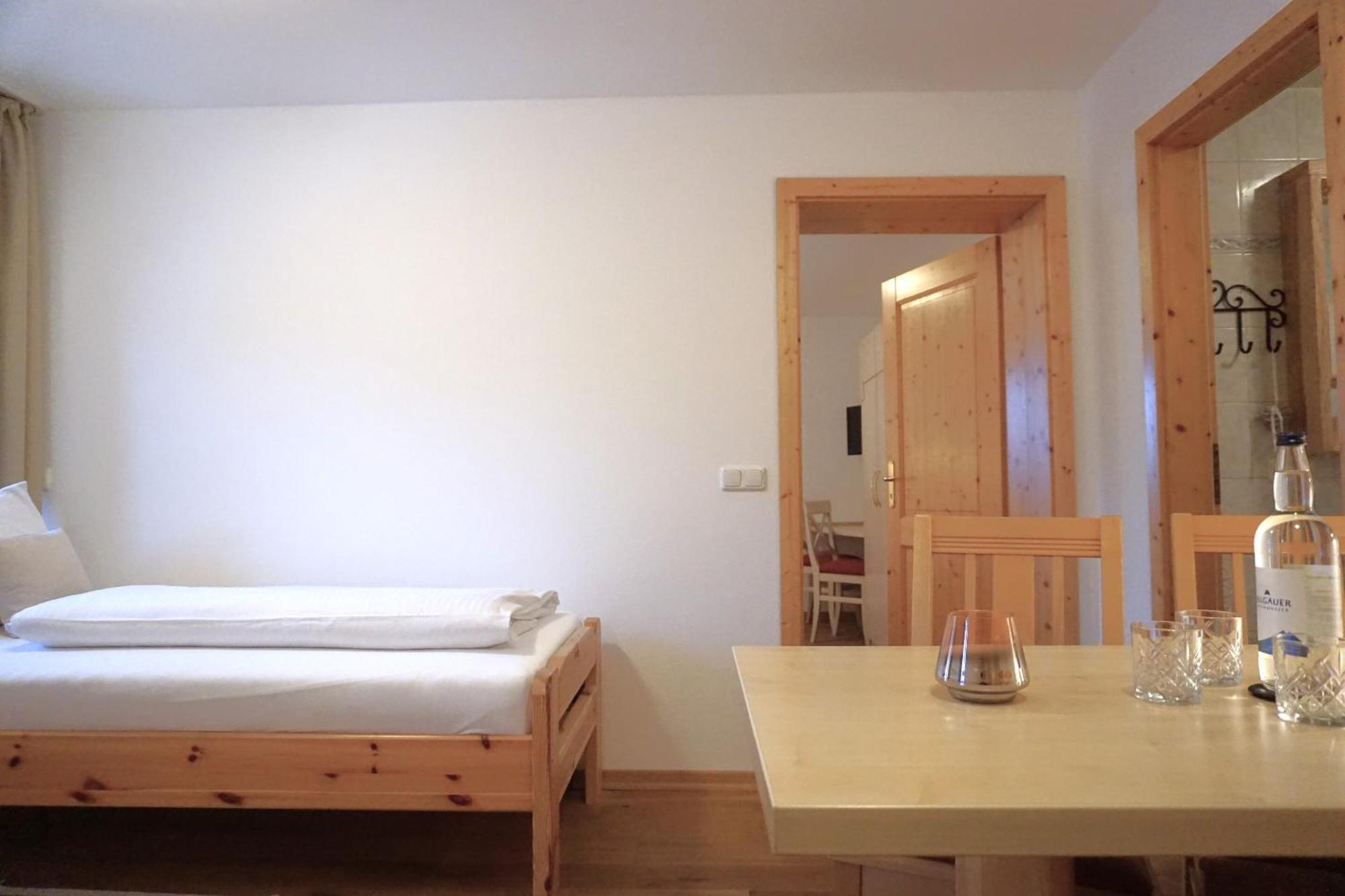 Landhotel Und Gasthof Kirchberger Wildsteig Bilik gambar